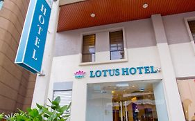 Lotus Hotel Masjid India